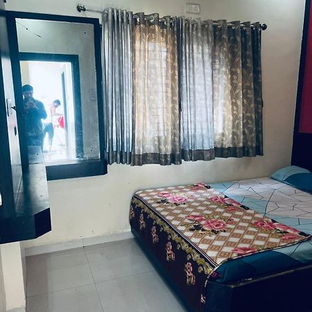 Hotel Sai Vasant Vihar Ширди Экстерьер фото